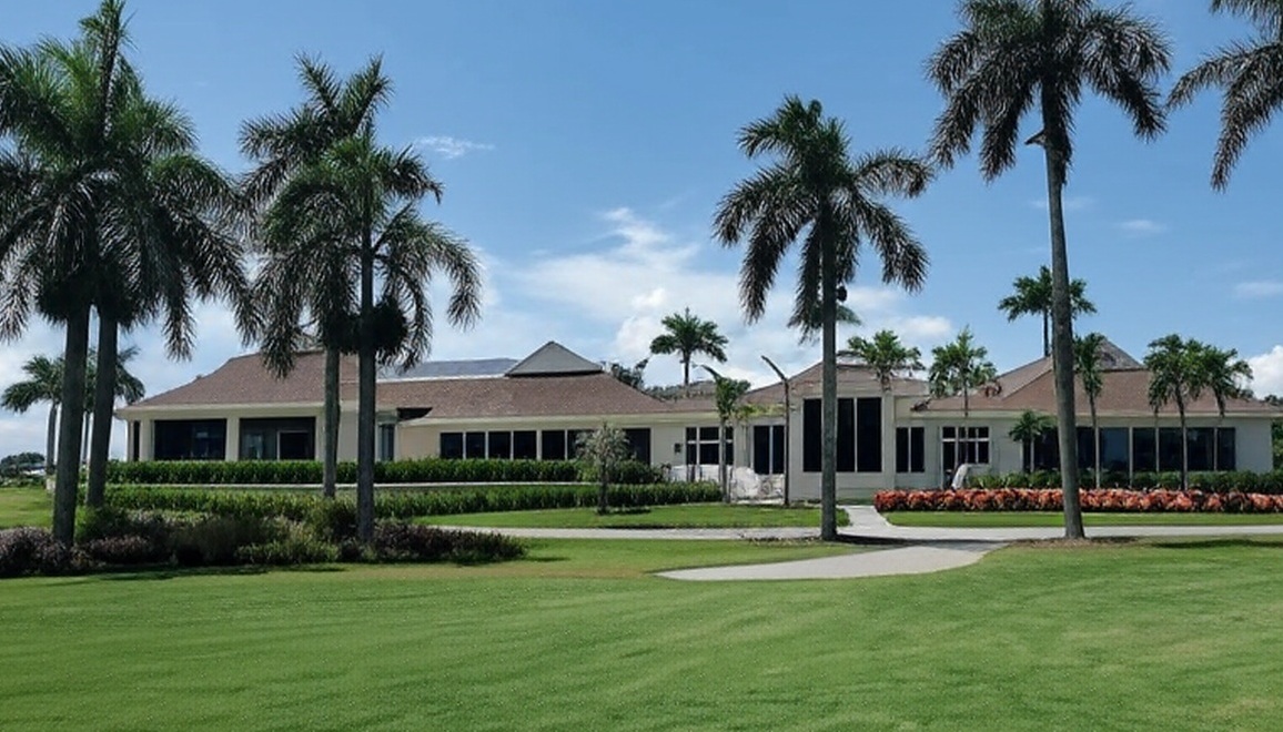 Royal Palm Golf Club in Naples FL clubhouse view via Grok