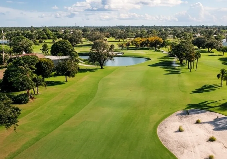 The Yacht & Country Club in Stuart Florida arial view of 4th hole via Grok
